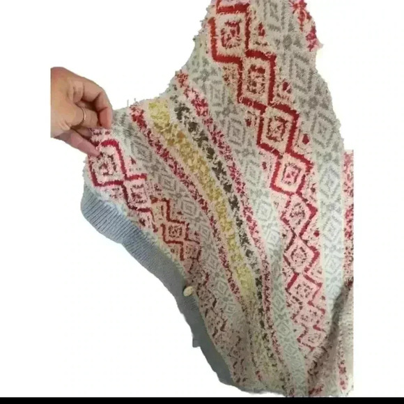 Cabi Womens Siesta Boho Multicolor Stripe Textured Fringe Poncho M/L - Picture 6 of 14